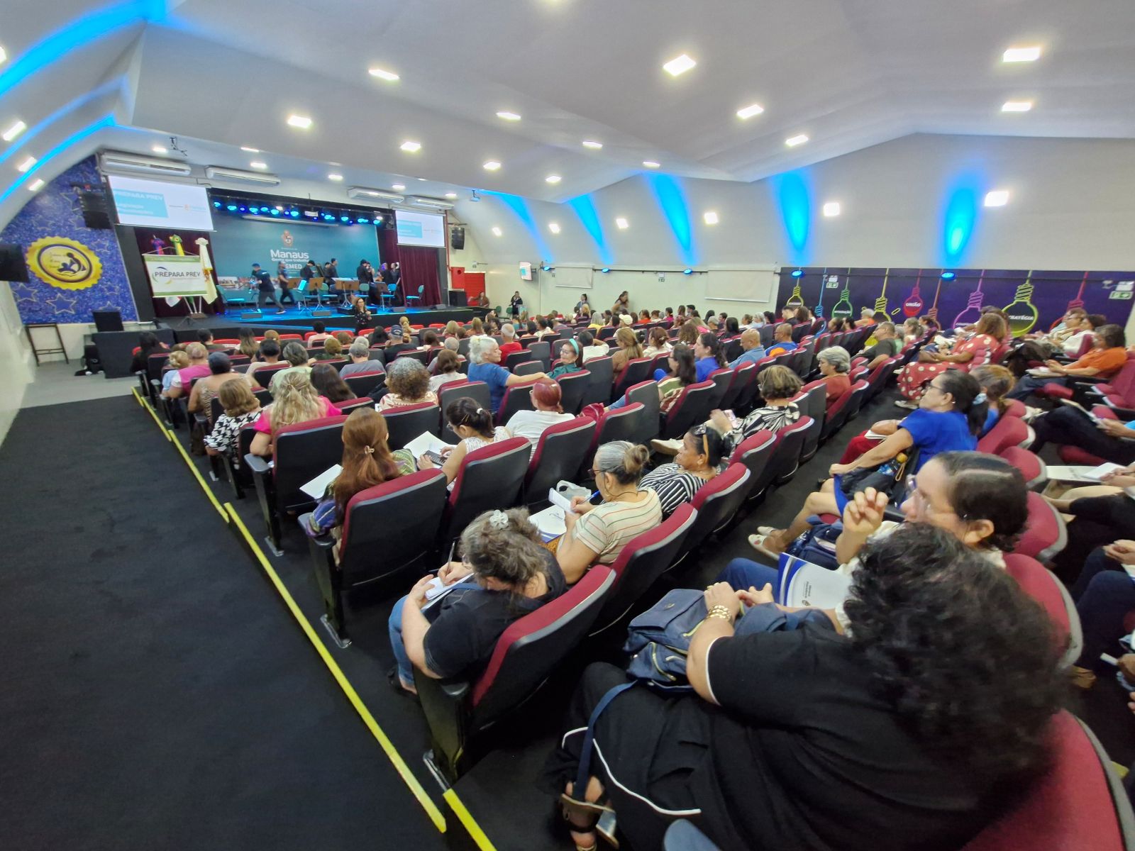 Manausprev-orienta-servidores-municipais-sobre-planejamento-para-a-aposentadoria-4